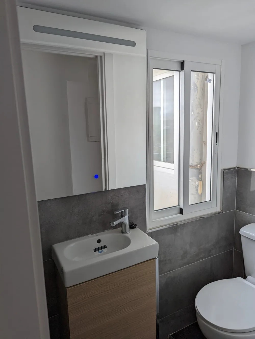 Highline Haven - guest toilet
